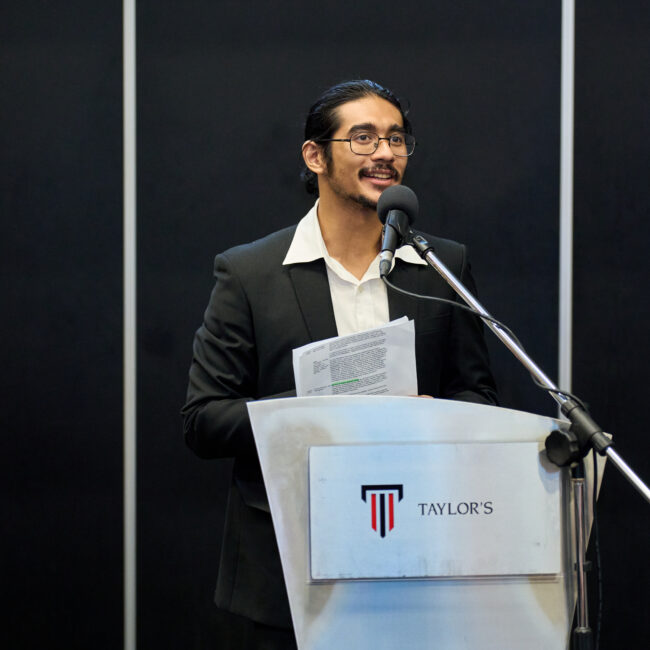 Danniel Iskandar Emceeing for Taylor's University